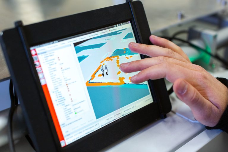 Navigating the Complex Software Landscape with Software Advisory Services